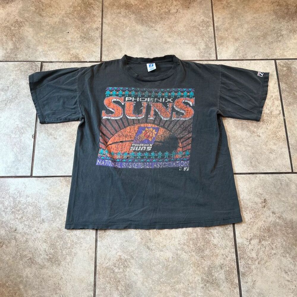 Vintage 90s Nutmeg Mills Phoenix Suns NBA distressed and Faded T-Shirt size L